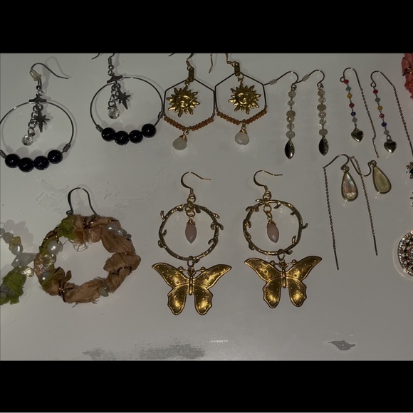 Earrings bundles - Picture 1 of 9